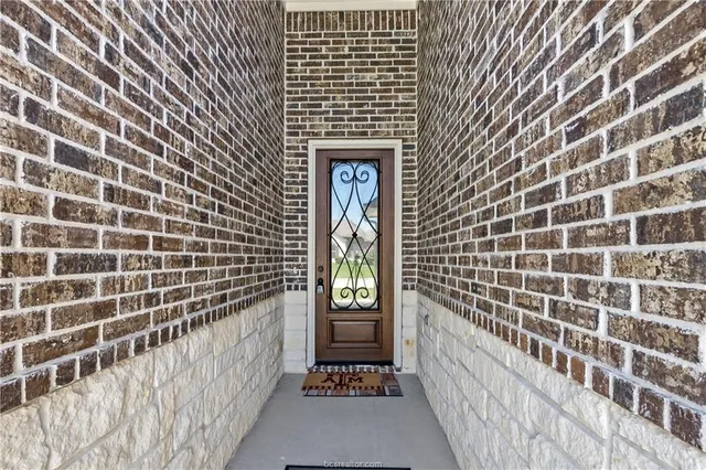 $2,900 | 2509 Kimbolton Drive, College Station, TX 77845