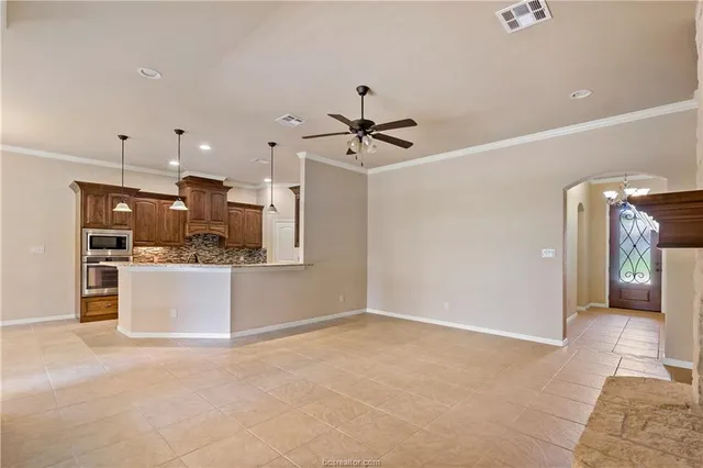 $2,900 | 2509 Kimbolton Drive, College Station, TX 77845