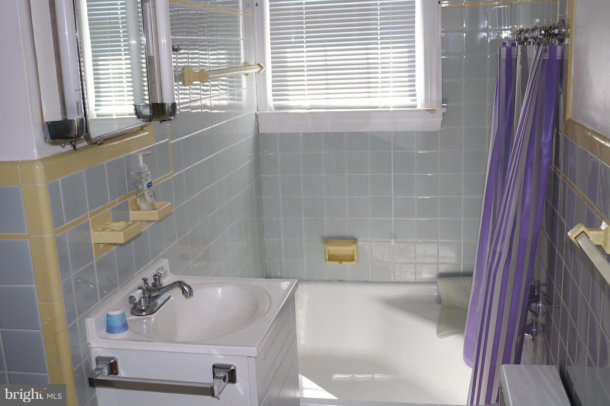 510 Forest View Road Linthicum, MD 21090 - Photo 22 of 30 Bath