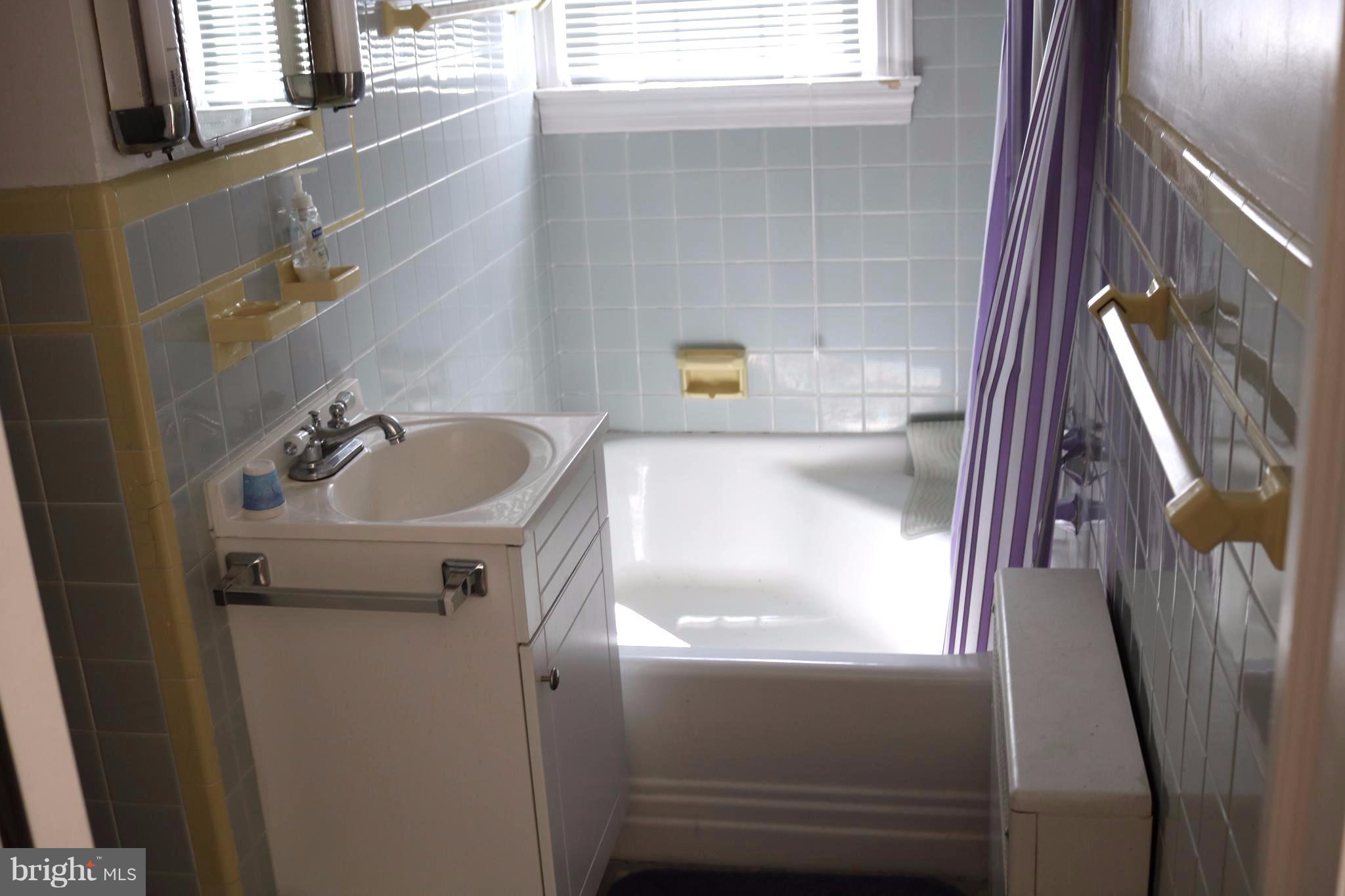 510 Forest View Road Linthicum, MD 21090 - Photo 25 of 30 Bath