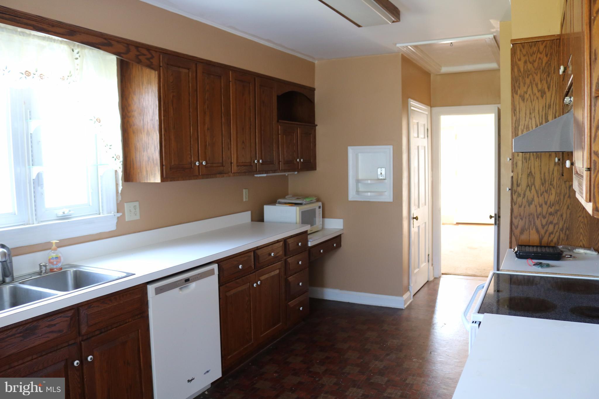 510 Forest View Road Linthicum, MD 21090 - Photo 8 of 30 Kitchen