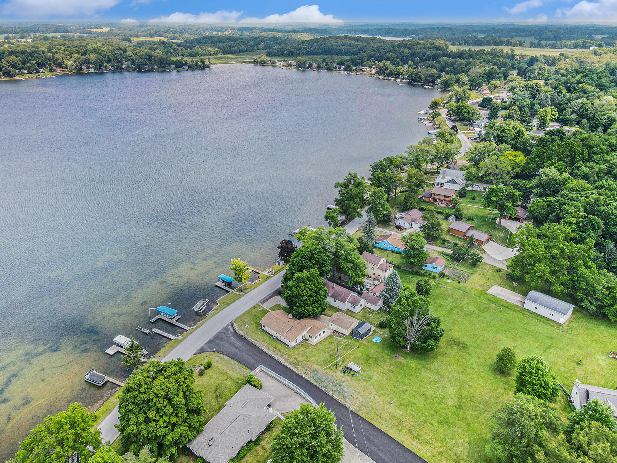 55 Hickory Road Battle Creek, MI 49017 - Photo 33 of 39 View of Fine Lake