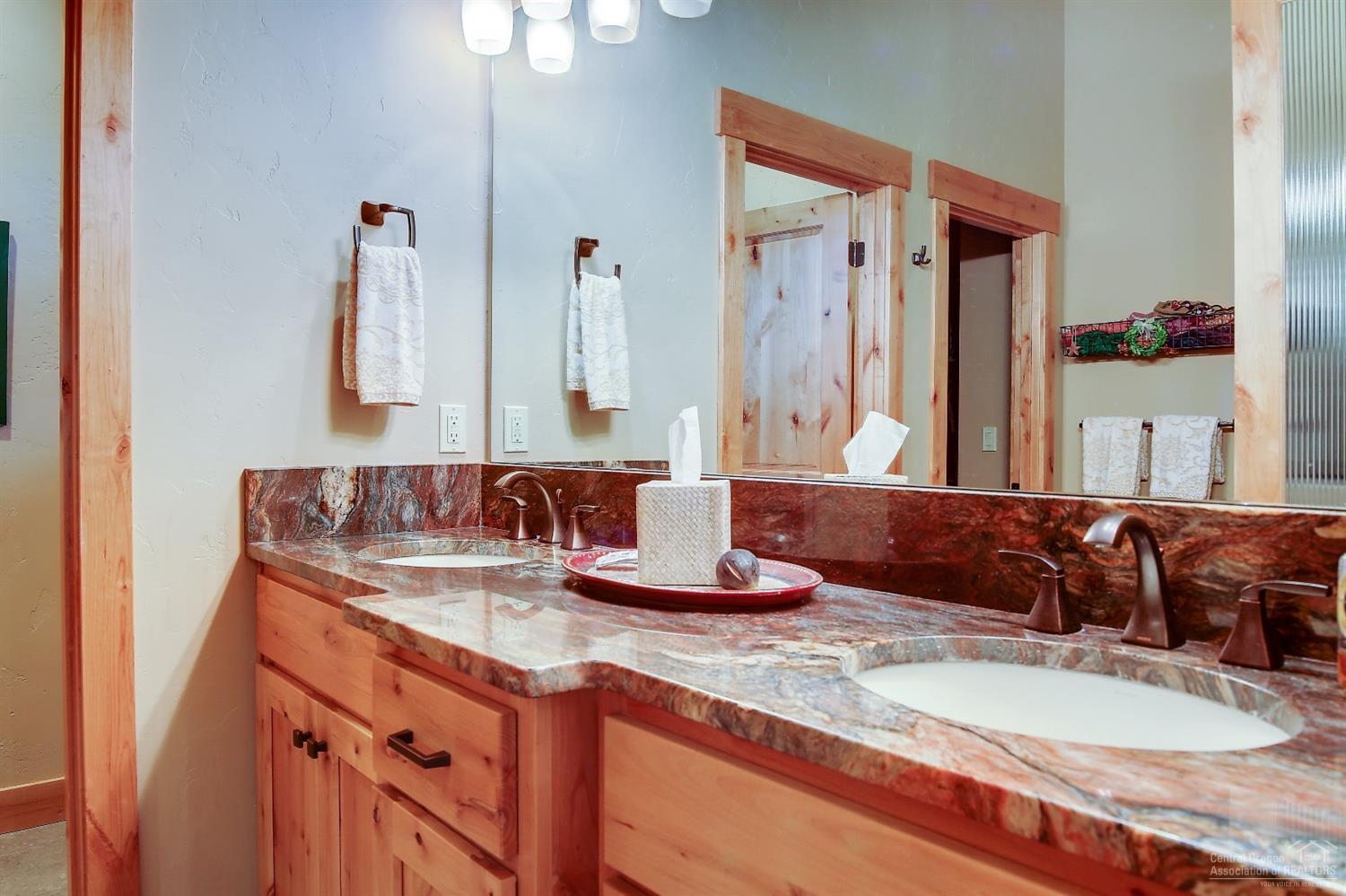 56647 Sunstone Loop Bend, OR 97707 - Photo 19 of 25 Additional Photo