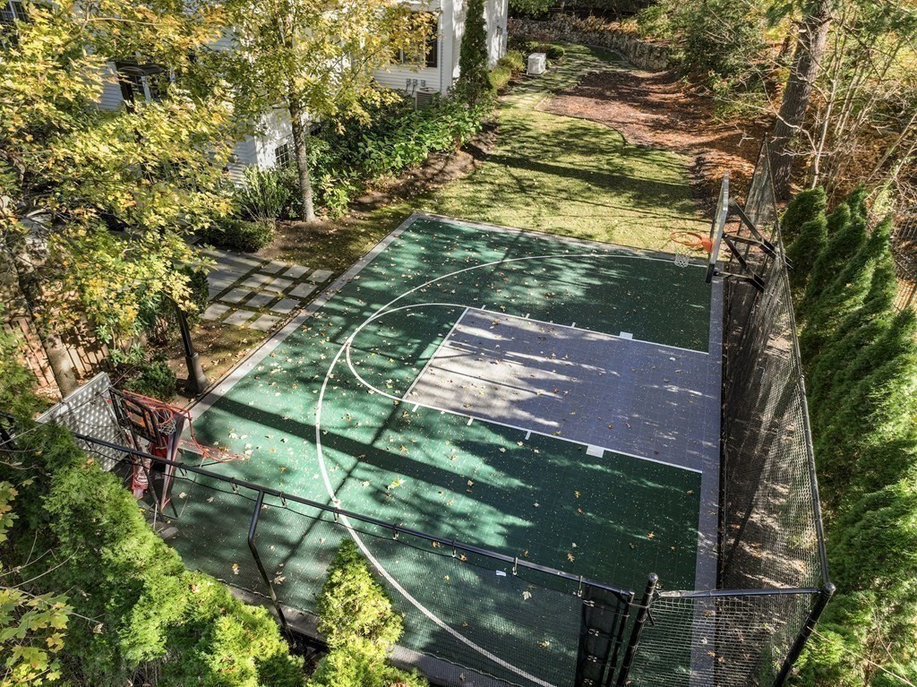 39 Temple Road Wellesley, MA 02482 - Photo 27 of 35 a yard with lots of green space