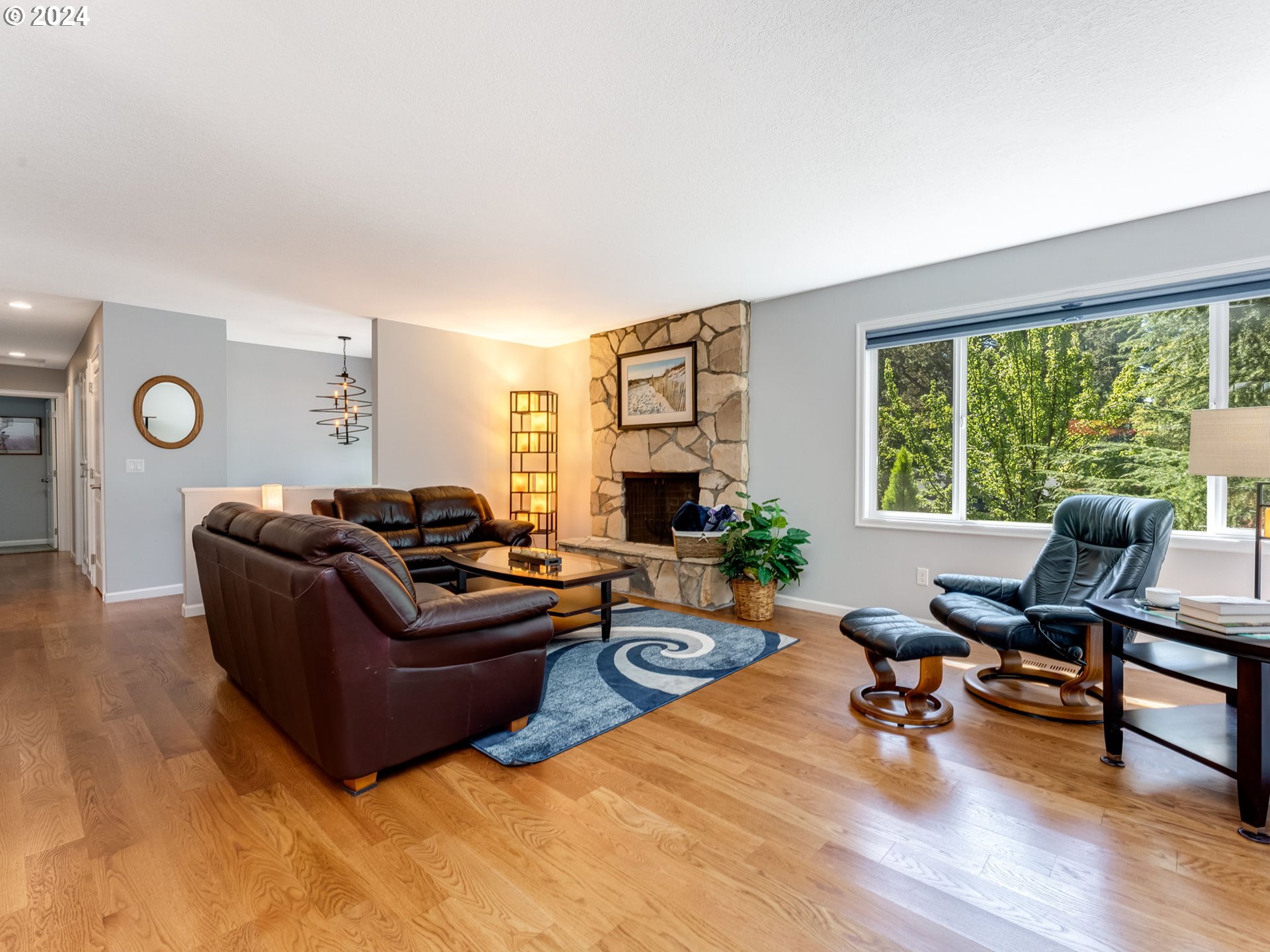 14195 Southwest Barlow Road Beaverton, OR 97008 - Photo 6 of 40 Gallery Image 6