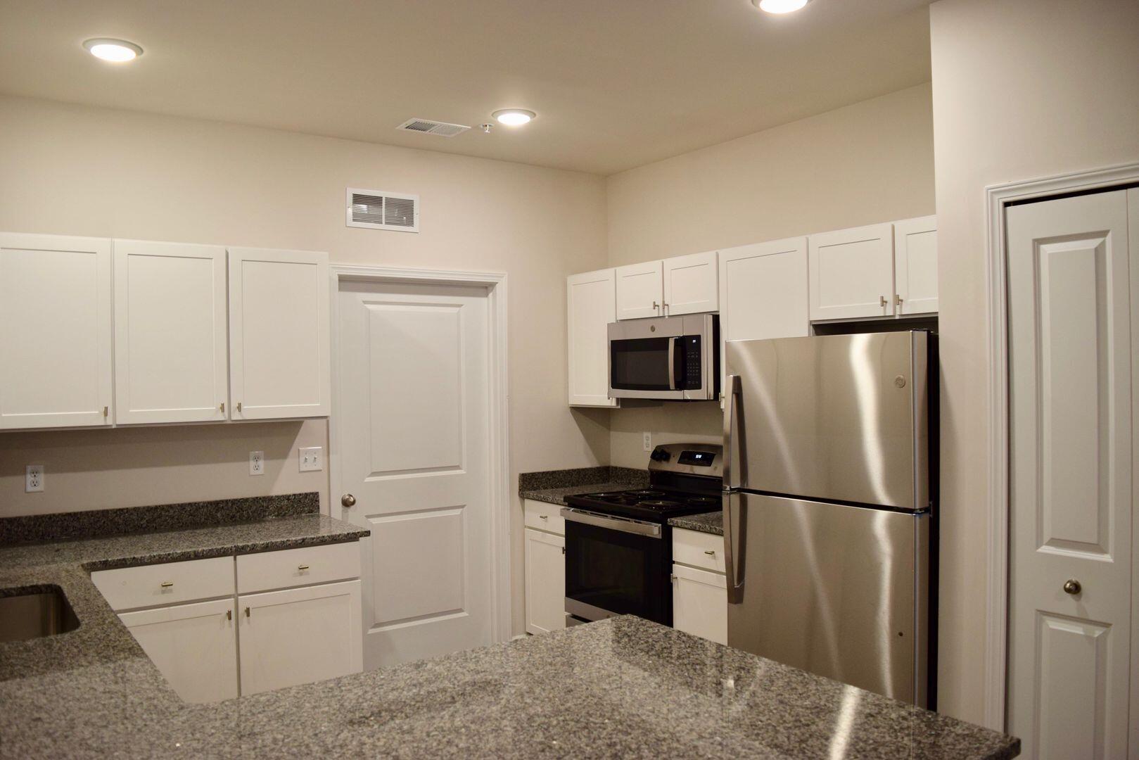 29330 Towne Center Circle, Unit 223ABF Warren, MI 48093 - Photo 2 of 9 2