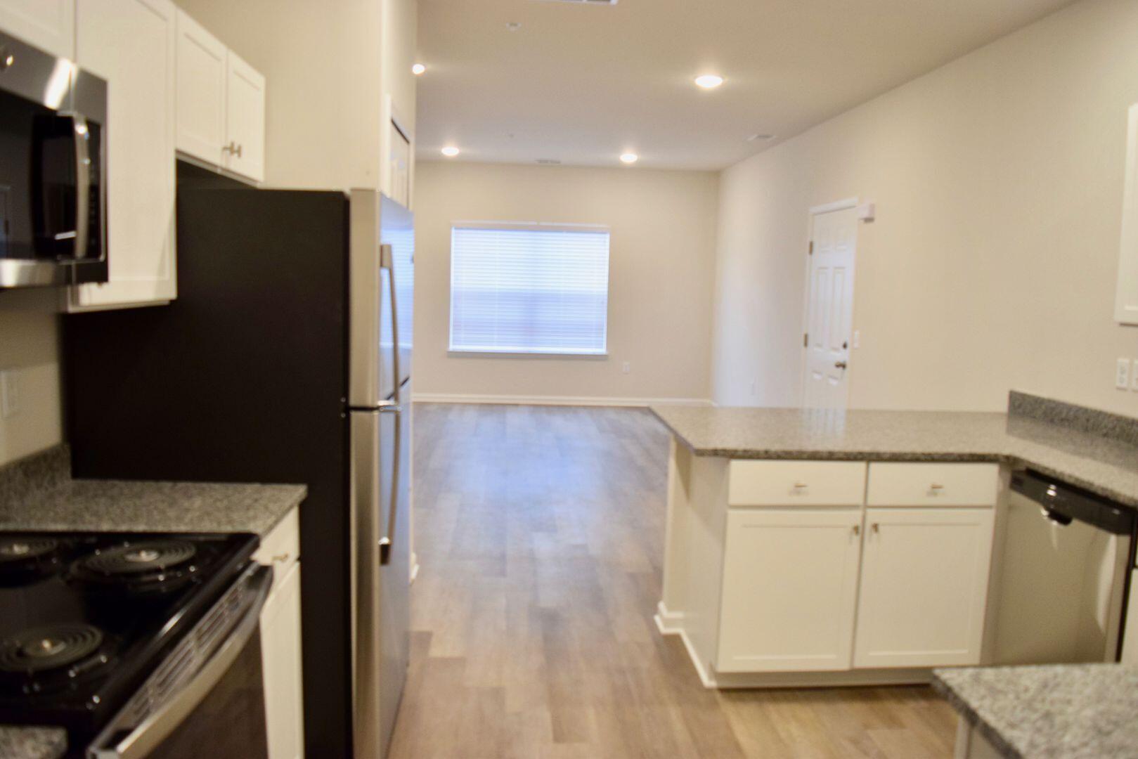 29330 Towne Center Circle, Unit 223ABF Warren, MI 48093 - Photo 5 of 9 5