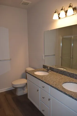 $1,849 | 29330 Towne Center Circle, Unit 223ABF, Warren, MI 48093