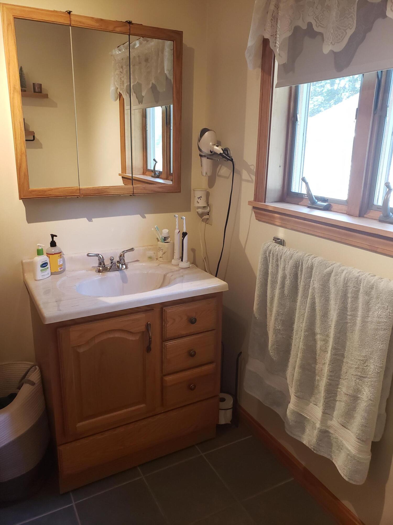 234 Academy Road Monmouth, ME 04259 - Photo 13 of 39 Master Bath