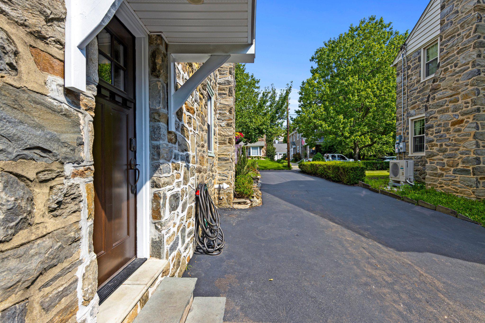 133 Sutton Road Ardmore, PA 19003 - Photo 4 of 33 Driveway Entrance