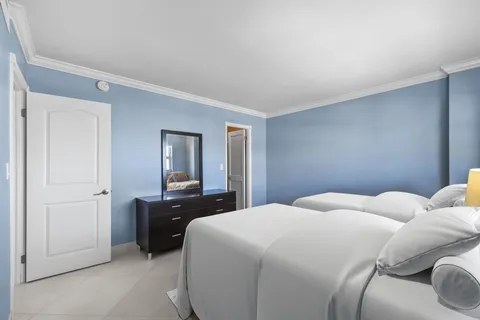 $743,500 | 511 Bayshore Drive, Unit 904, Fort Lauderdale, FL 33304