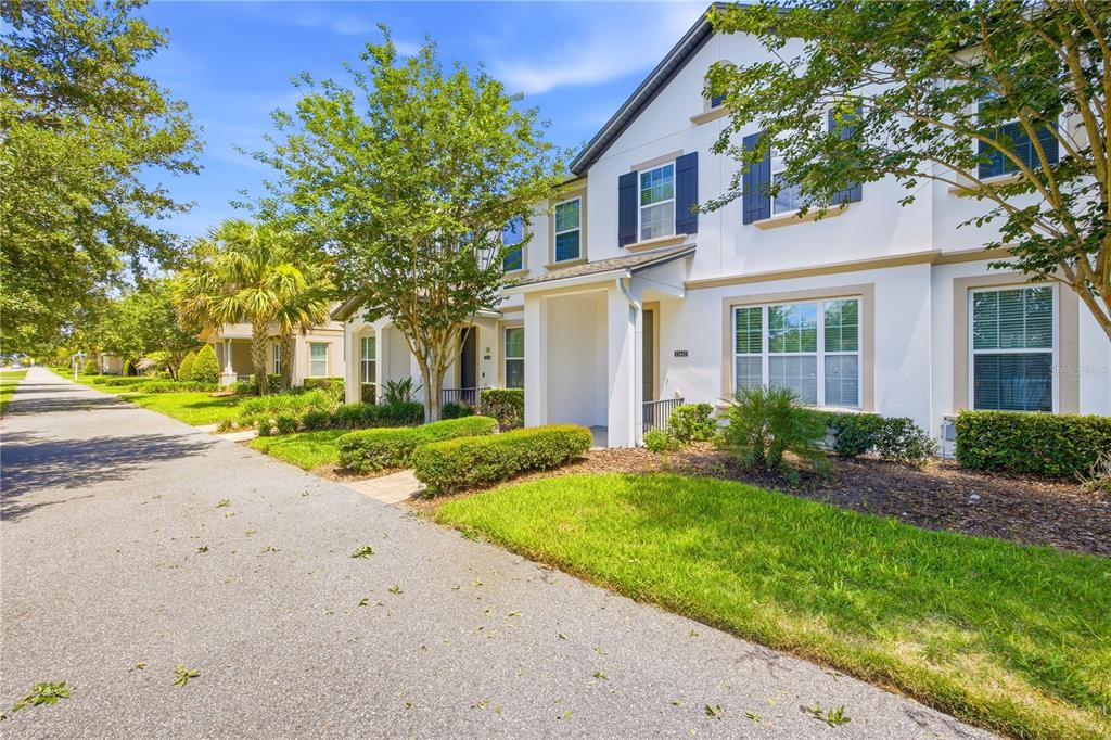 11642 Water Run Alley Windermere, FL 34786 - Photo 3 of 31