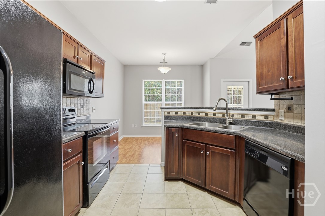 127 Pine View Crossing Pooler, GA 31322 - Photo 13 of 37