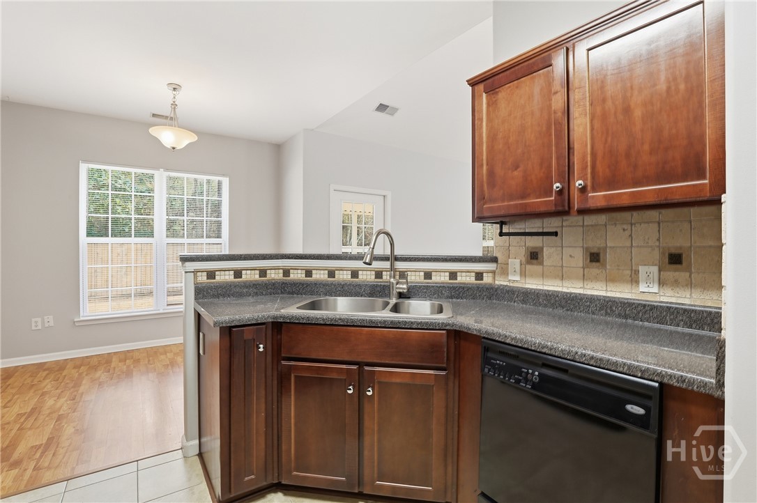 127 Pine View Crossing Pooler, GA 31322 - Photo 14 of 37