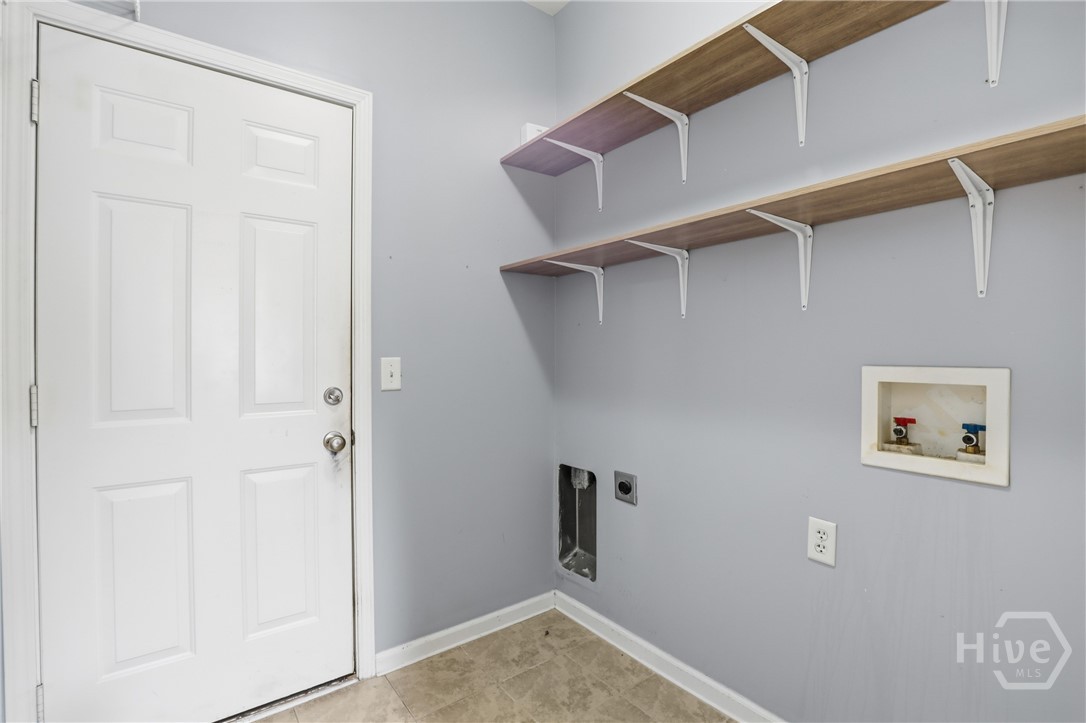 127 Pine View Crossing Pooler, GA 31322 - Photo 24 of 37 Laundry Room