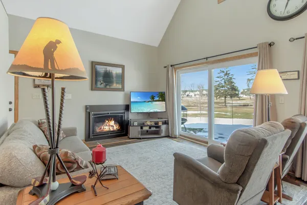 $229,900 | 8558 Tennis Terrace Road, Unit 608, Onamia, MN 56359