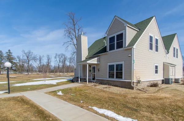$229,900 | 8558 Tennis Terrace Road, Unit 608, Onamia, MN 56359
