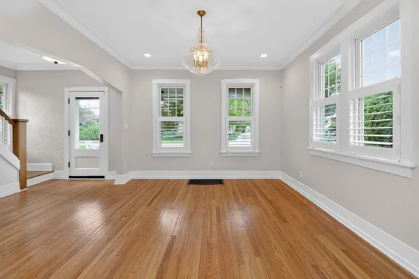 $800,000 | 415 Anthony Street, Glen Ellyn, IL 60137