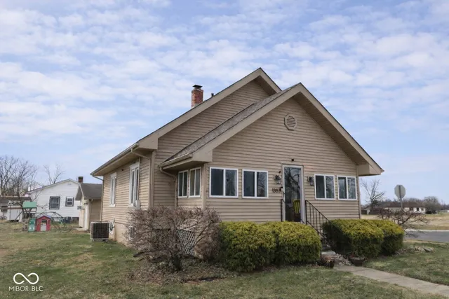 $225,000 | 1383 West 2nd Street, Seymour, IN 47274