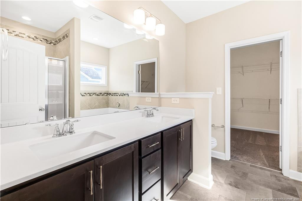 6817 Running Fox Road Hope Mills, NC 28348 - Photo 20 of 44 Photo 21