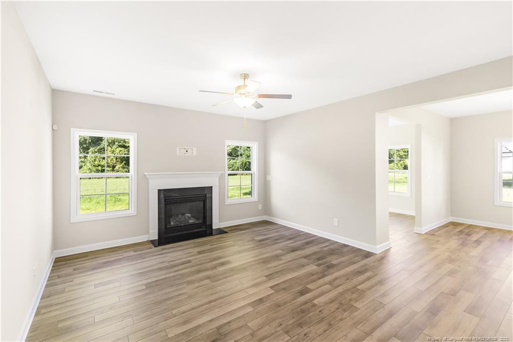 6817 Running Fox Road Hope Mills, NC 28348 - Photo 9 of 44 Photo 9