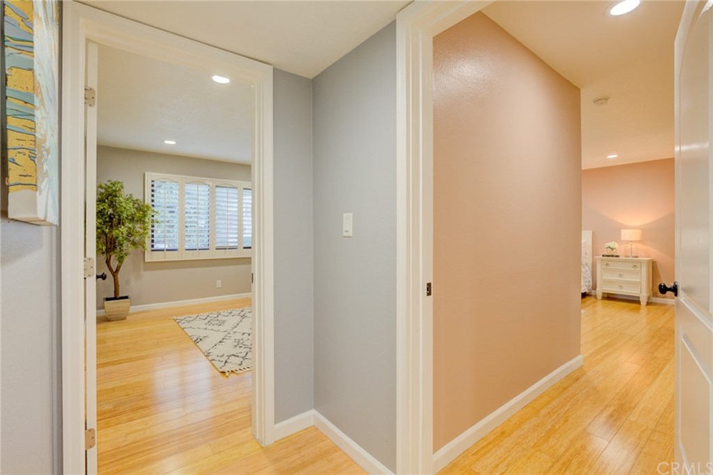 6364 Riviera Circle Long Beach, CA 90815 - Photo 33 of 60 Gallery Image 33