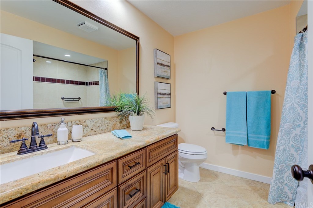 6364 Riviera Circle Long Beach, CA 90815 - Photo 37 of 60 Gallery Image 37