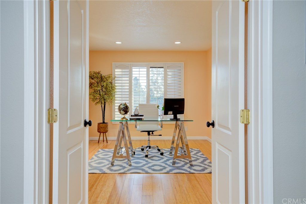 6364 Riviera Circle Long Beach, CA 90815 - Photo 38 of 60 Gallery Image 38