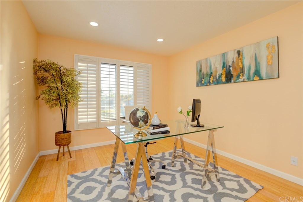 6364 Riviera Circle Long Beach, CA 90815 - Photo 39 of 60 Gallery Image 39