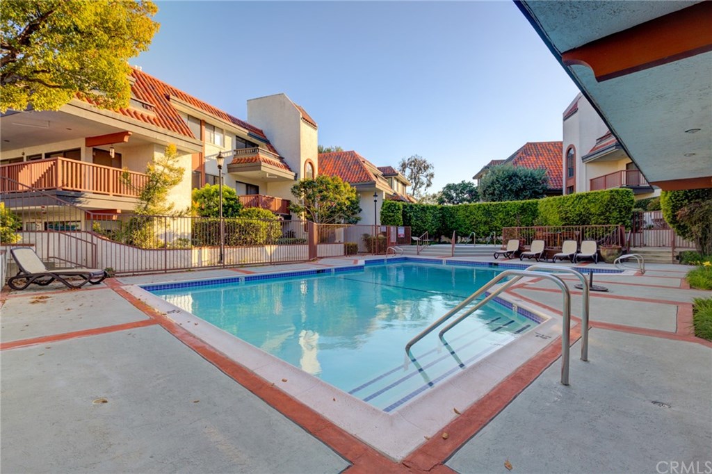 6364 Riviera Circle Long Beach, CA 90815 - Photo 41 of 60 Gallery Image 41