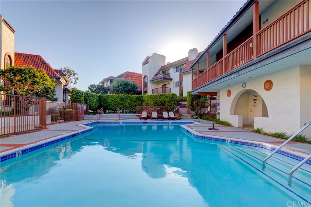 6364 Riviera Circle Long Beach, CA 90815 - Photo 42 of 60 Gallery Image 42