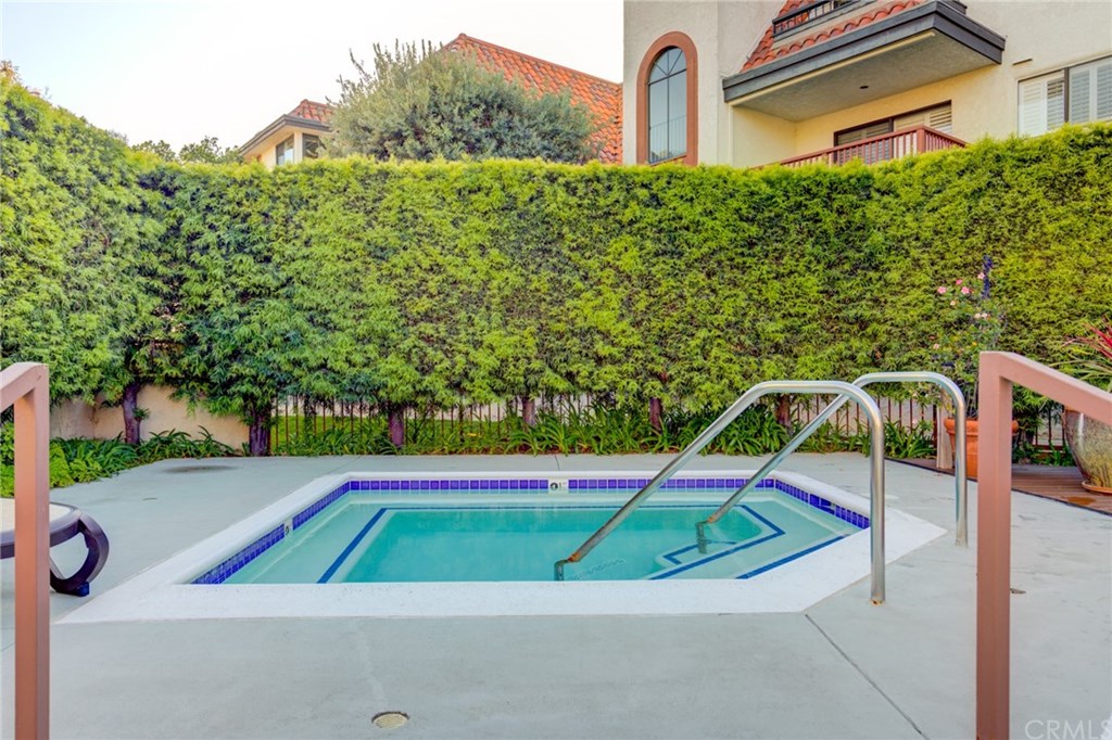 6364 Riviera Circle Long Beach, CA 90815 - Photo 43 of 60 Gallery Image 43