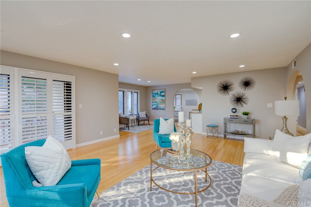 6364 Riviera Circle Long Beach, CA 90815 - Photo 9 of 60 Gallery Image 9