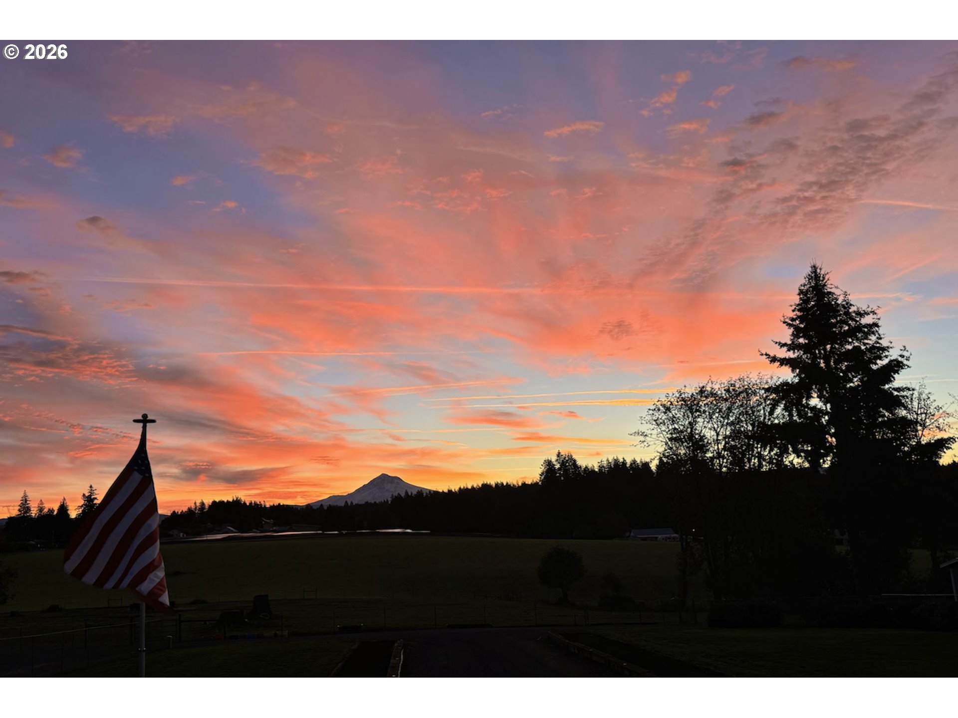 38100 Southeast Trubel Road Sandy, OR 97055 - Photo 2 of 48 a view of sunset