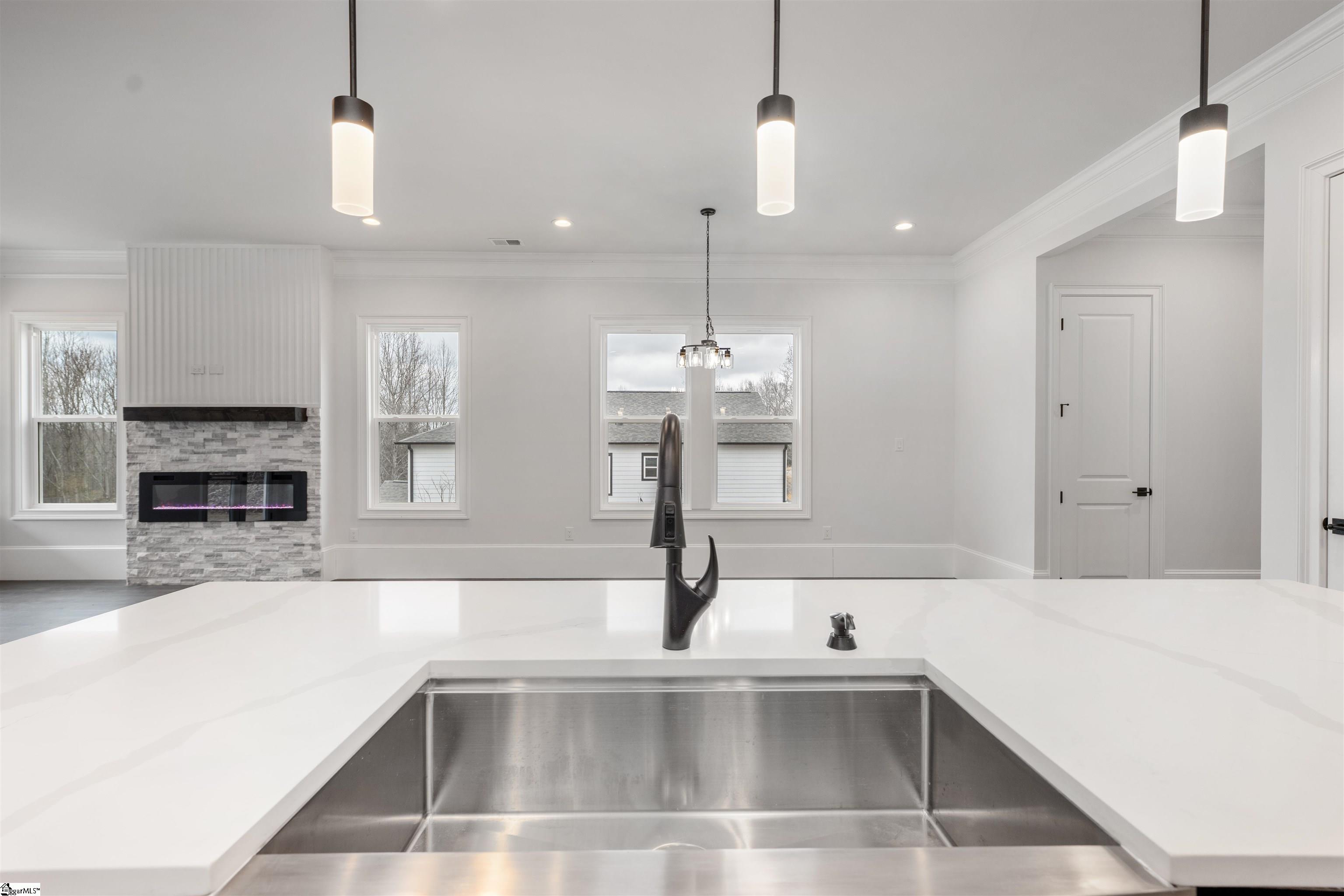 123 Moore Drive Easley, SC 29642 - Photo 3 of 48