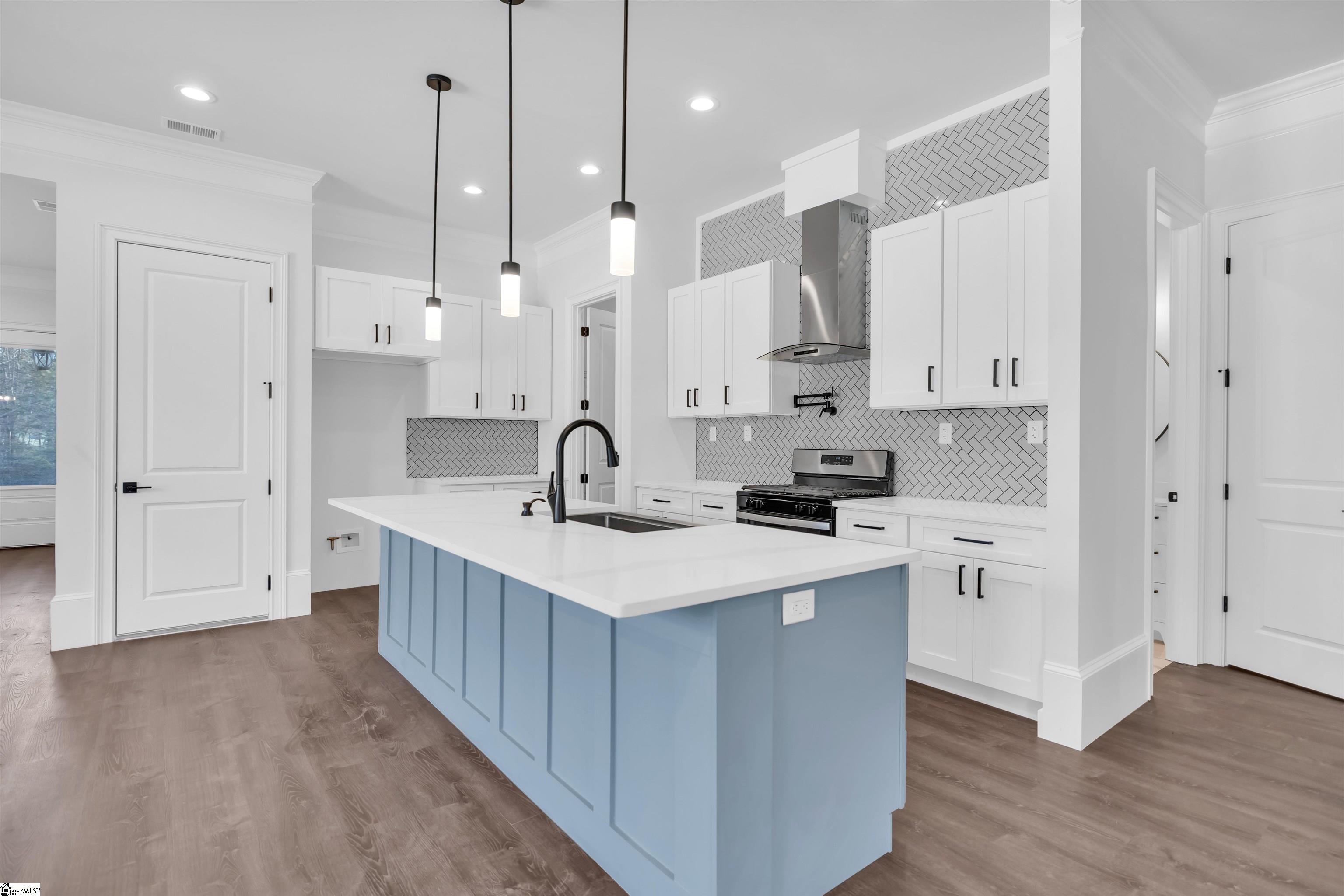 123 Moore Drive Easley, SC 29642 - Photo 5 of 48