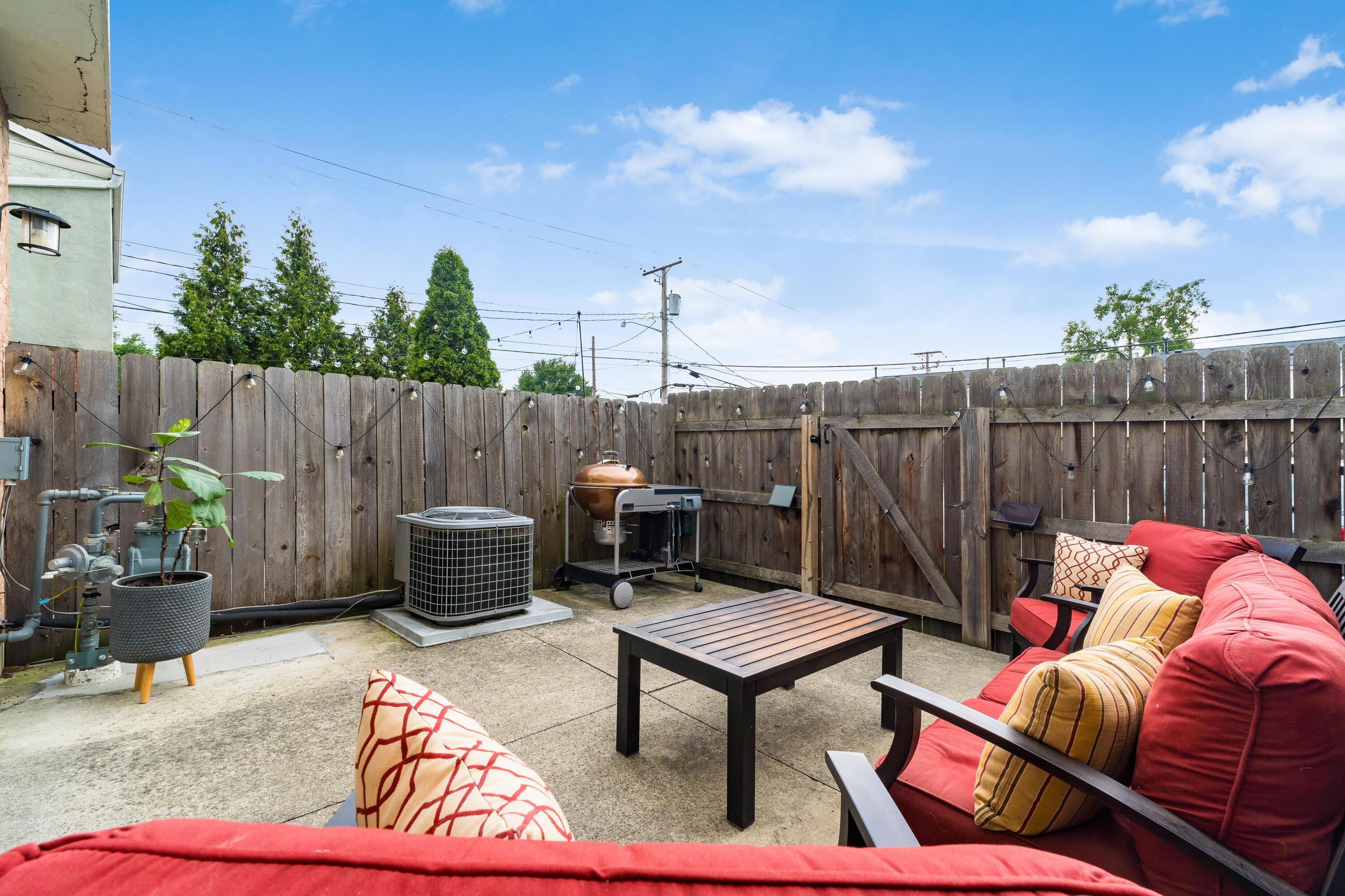 823 McClain Road Columbus, OH 43212 - Photo 27 of 32 Patio