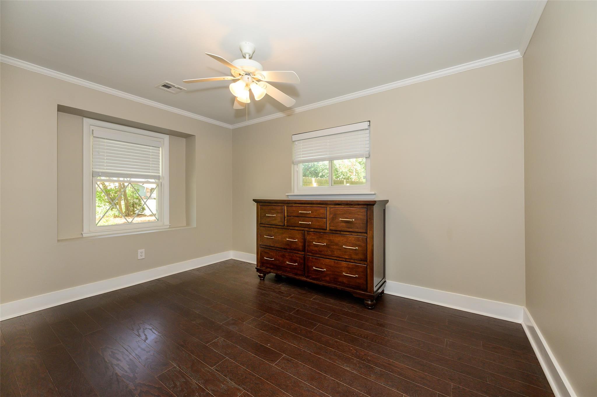 1925 Tyvola Road Charlotte, NC 28210 - Photo 24 of 29 Gallery Image 24