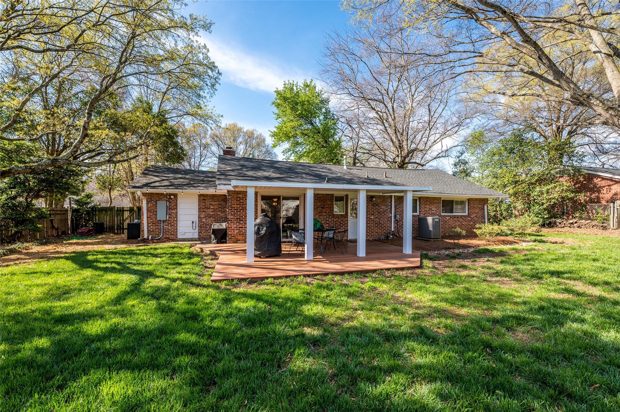 1925 Tyvola Road Charlotte, NC 28210 - Photo 28 of 29 Gallery Image 28