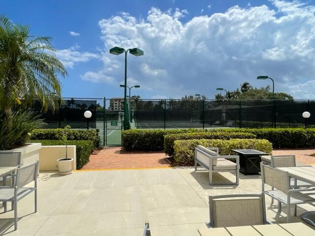 500 Ocean Trail Way, Unit 204 Jupiter, FL 33477 - Photo 27 of 40 a view of a fountain with a patio