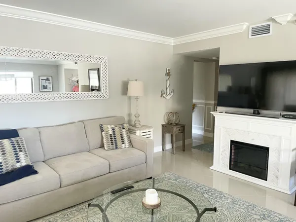 $7,800 | 500 Ocean Trail Way, Unit 204, Jupiter, FL 33477