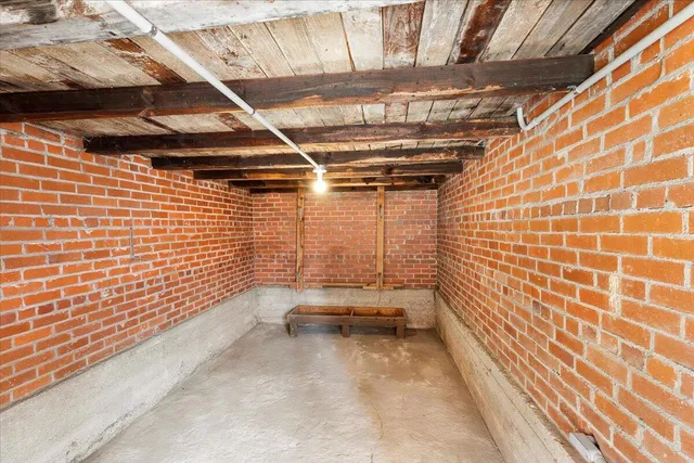 $259,000 | 118 6th Street Northeast, Pulaski, VA 24301