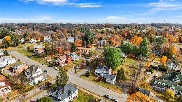 $259,000 | 118 6th Street Northeast, Pulaski, VA 24301