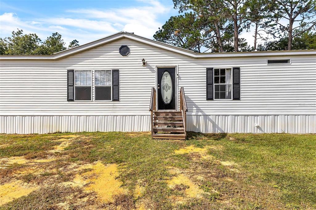 141 Cherokee Drive Interlachen, FL 32148 - Photo 2 of 23