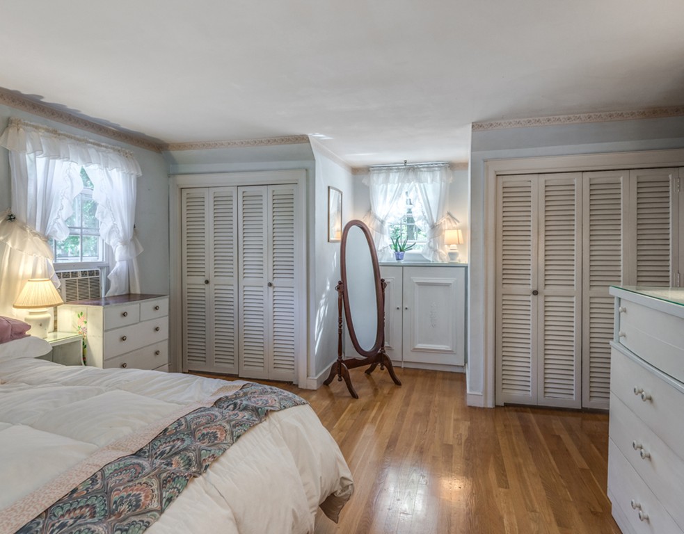 8 Foster Road Burlington, MA 01803 - Photo 22 of 30 Gallery Image 22