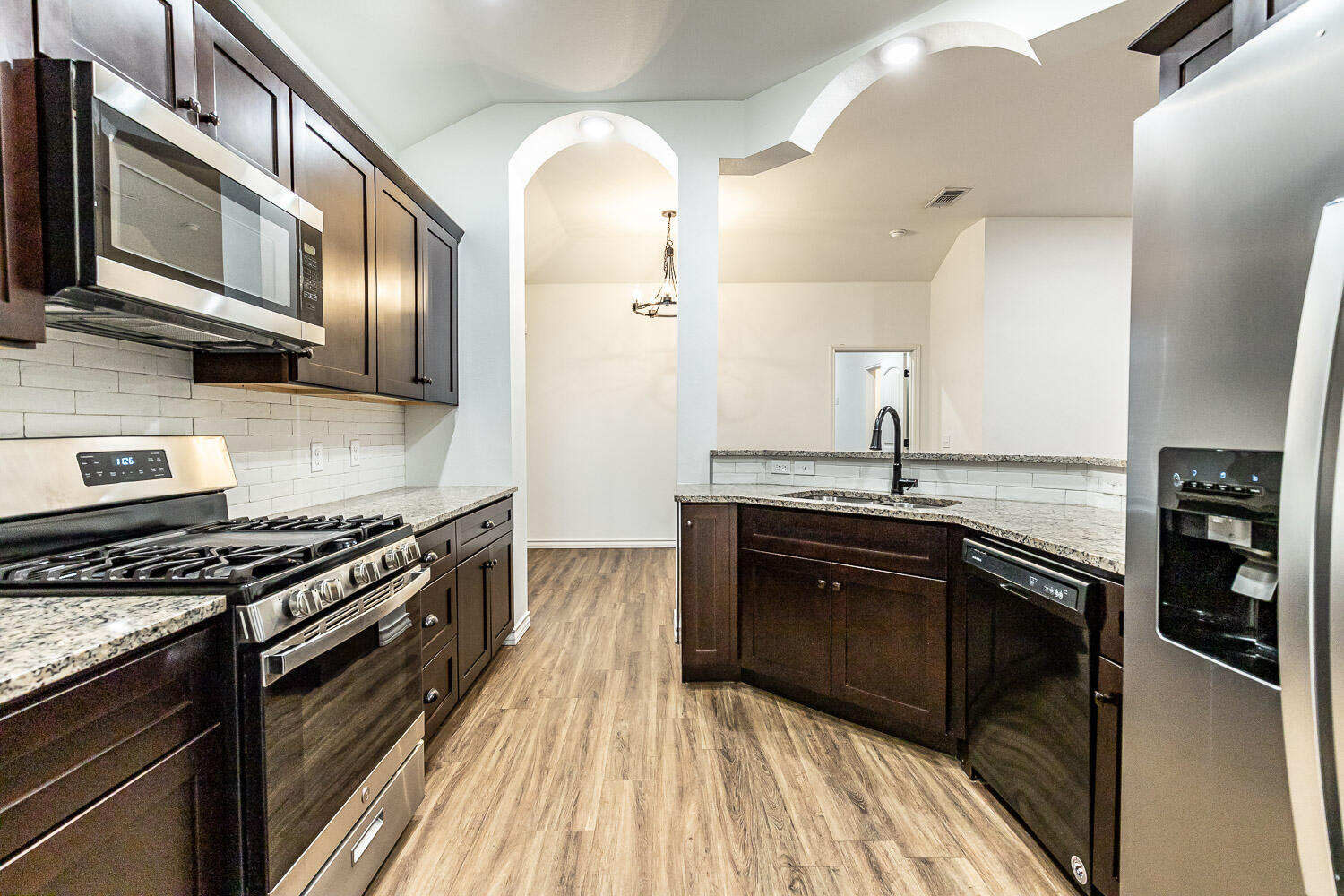 1707 100th Street Lubbock, TX 79423 - Photo 9 of 26 9