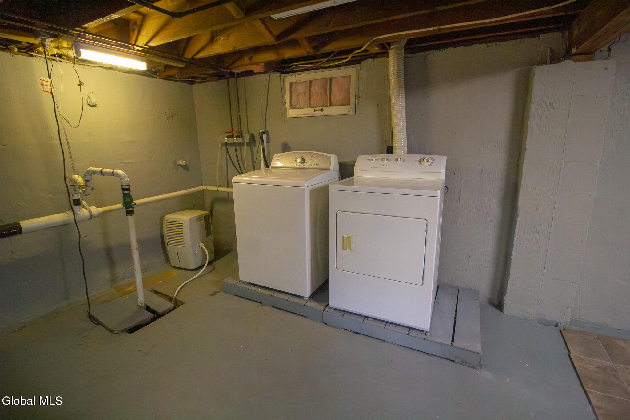 50 New Shaker Road Colonie, NY 12205 - Photo 16 of 18 _MG_9398