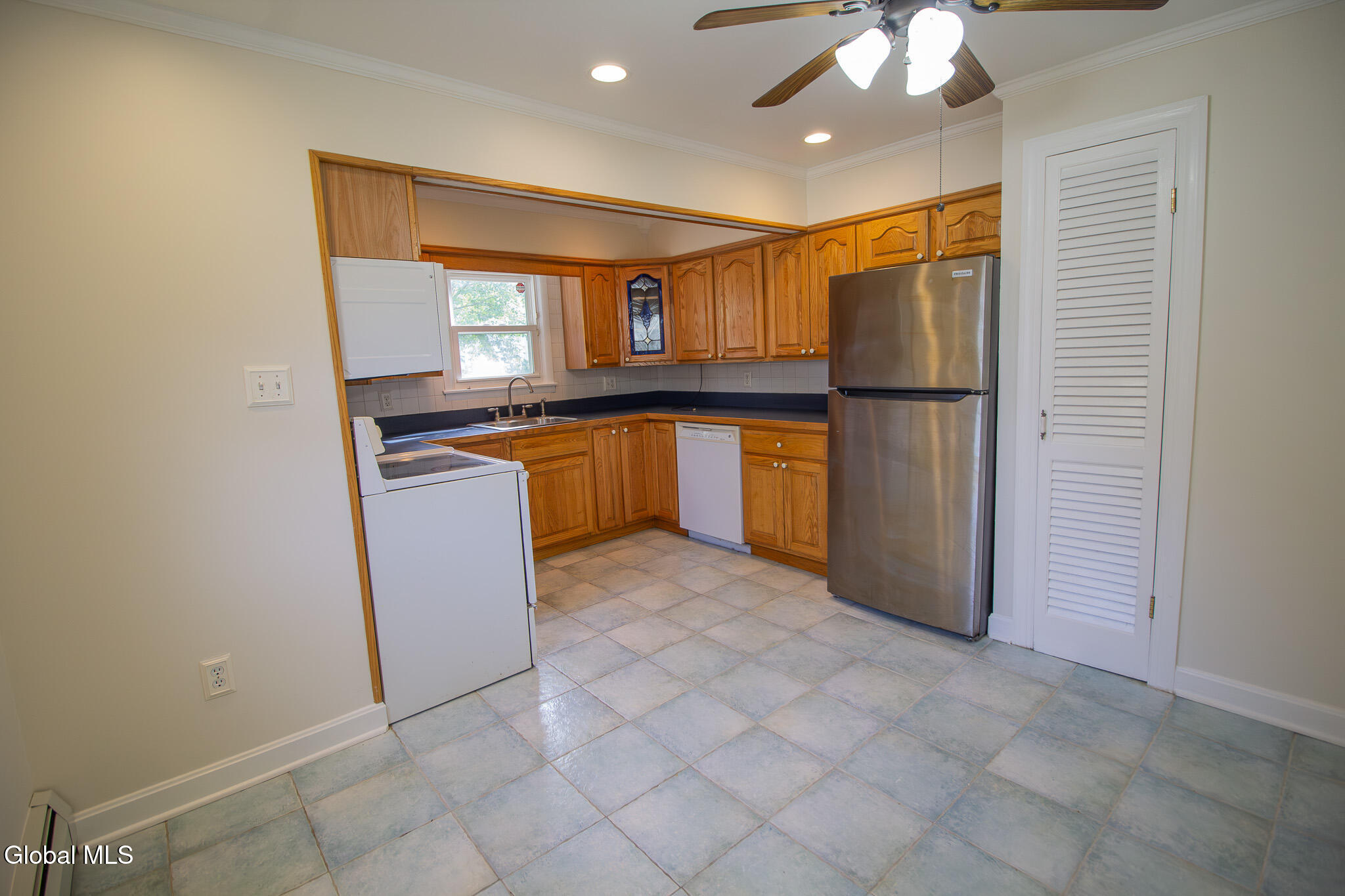 50 New Shaker Road Colonie, NY 12205 - Photo 6 of 18 _MG_9395