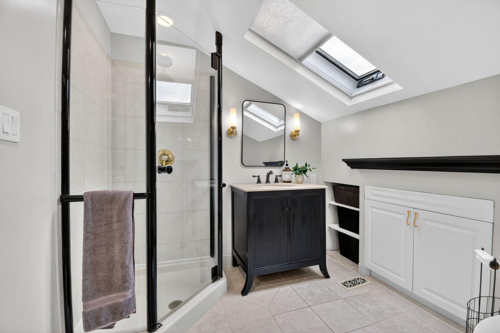 820 Brice Road Rockville, MD 20852 - Photo 21 of 26 Full bath with skylight