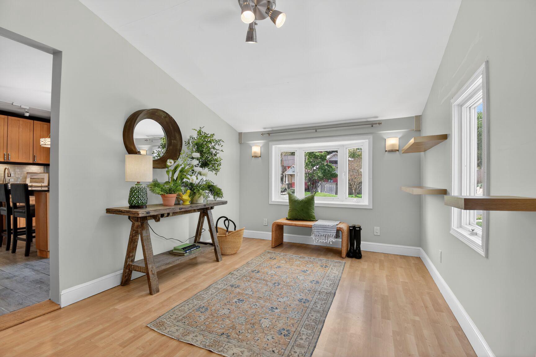 820 Brice Road Rockville, MD 20852 - Photo 6 of 26 Fantastic bonus space